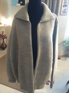 Nice mens Ll bean wool sweater